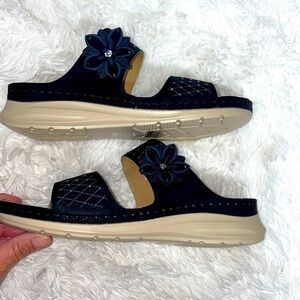 NWOT Italina Blue Rosette Flower Embellished Slip on Padded wedge sandals